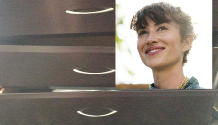 Expat donating old dresser to first lucky person who will come over, disassemble it, and take pieces away by 6 p.m. today