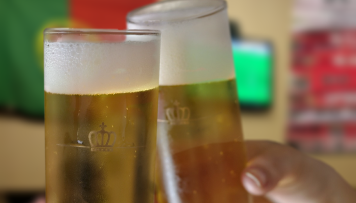 Intrepid band of expats venture into neighborhood working-class bar