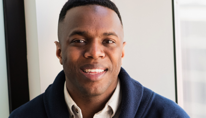 Know-it-all expat can name prime minister