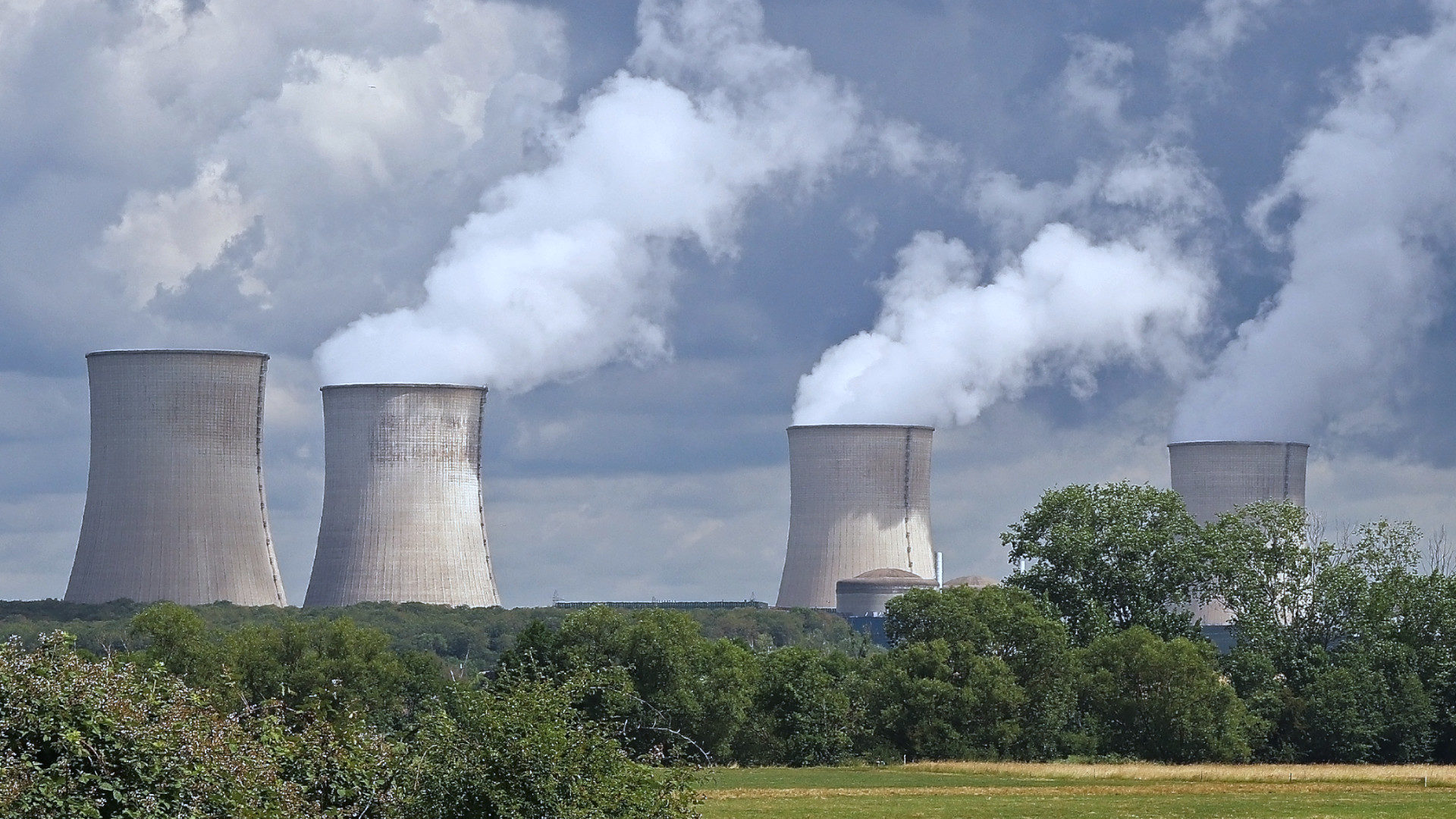Cattenom nuclear plant accident leak